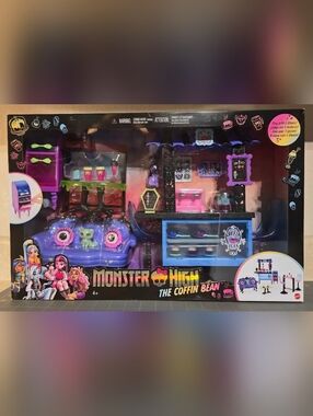 Monster High Coffin Bean Café Playset